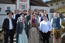 Gruppenfoto Alle Absolventen Draußen